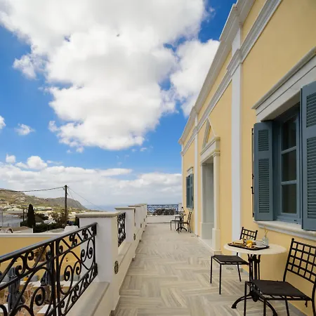 Ikio Concept Santorini Hotel