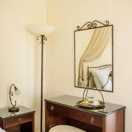 Hotel Ikio Concept Santorini