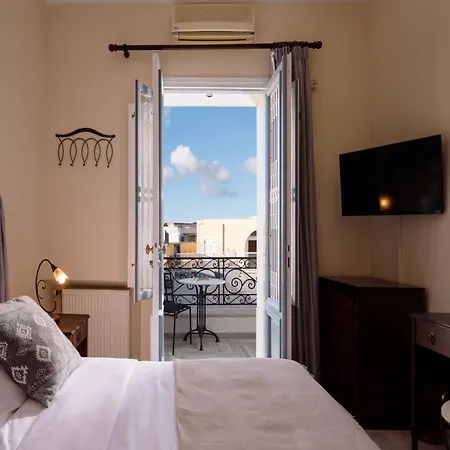 Ikio Concept Santorini Pýrgos