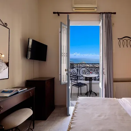 Hotel Ikio Concept Santorini Pýrgos