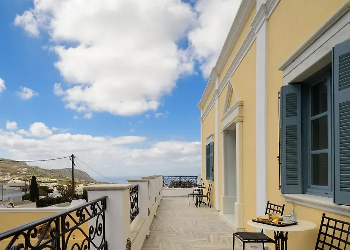 Ikio Concept Santorini Hotel