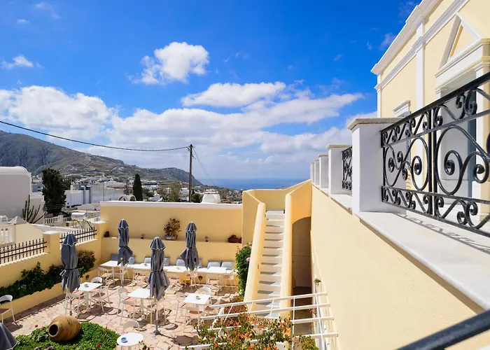 Ikio Concept Santorini Pýrgos