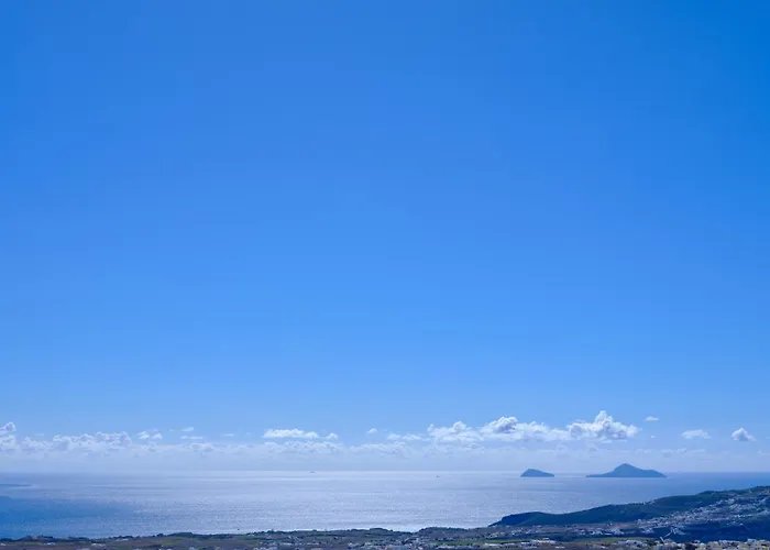 Ikio Concept Santorini Hotel Pýrgos