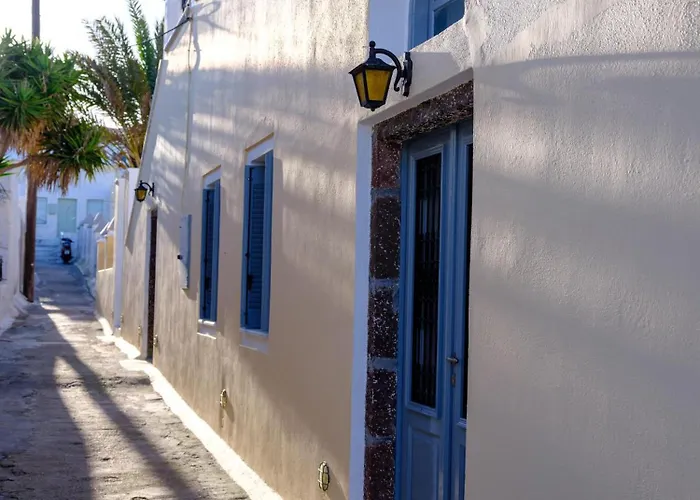 Ikio Concept Santorini Hotel Pýrgos