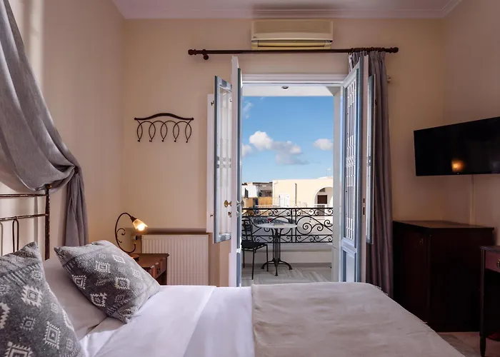 Ikio Concept Santorini Pýrgos