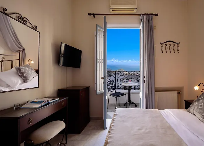 ホテル Ikio Concept Santorini Pýrgos