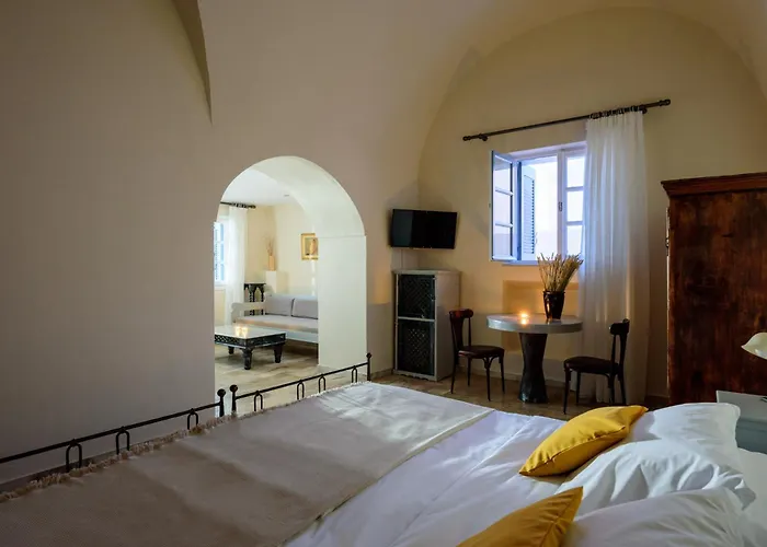 Hotel Ikio Concept Santorini *