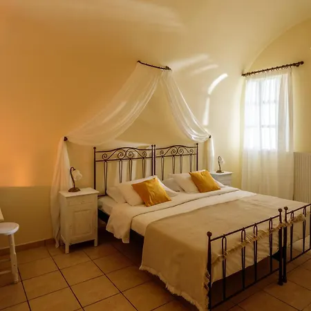 فندق Ikio Concept Santorini