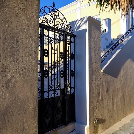 Ikio Concept Santorini * Pýrgos