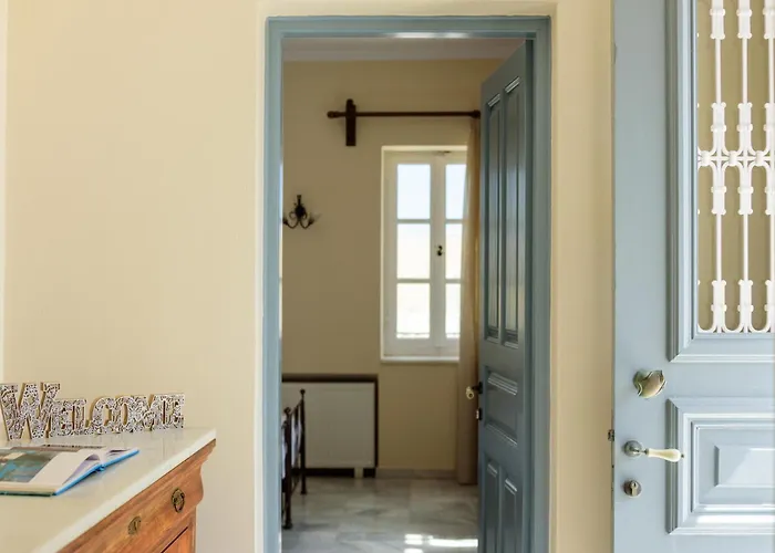 Hotel Ikio Concept Santorini Pyrgos Kallistis