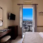 Hotel Ikio Concept Santorini Pýrgos
