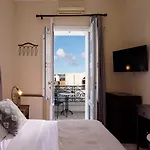 Hotel Ikio Concept Santorini Pýrgos