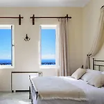 Hotel Ikio Concept Santorini Pýrgos