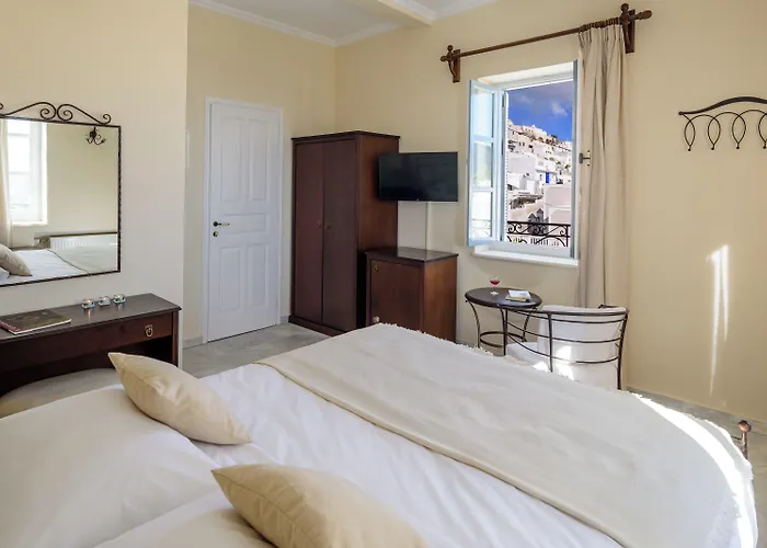 Hotel Ikio Concept Santorini Pýrgos